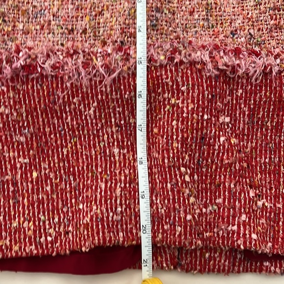 Carolina Herrera tweed skirt, size 4 - Picture 7 of 8